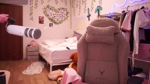 Snapshot of roxysuh chatting on 03.06.26 roxysuh online show from 03.06.26