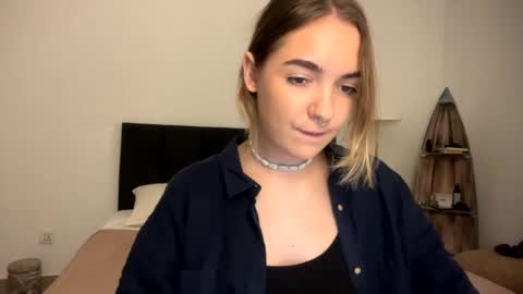 Roxy online show from 04.13.26