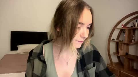 Roxy online show from 04.20.26