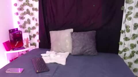 Bruna Royale  online show from 02.02.26