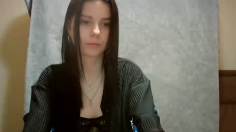 Snapshot of royalvelour chatting on 06.13.26 royalvelour online show from 06.13.26