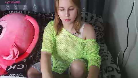 angela online show from 09.22.25