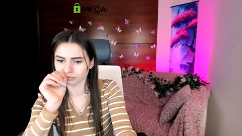 Snapshot of rozmary_ket chatting on 01.21.25 Im Rozmary nice to meet you 3 online show from 01.21.25