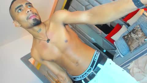 Snapshot of rpoolrboy chatting on 02.08.26 POOL online show from 02.08.26