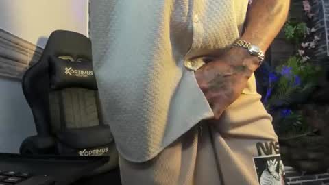 Snapshot of rpoolrboy chatting on 03.25.26 POOL online show from 03.25.26