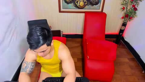 Snapshot of rrmodelsstars chatting on 04.12.26 rrmodelsstars online show from 04.12.26