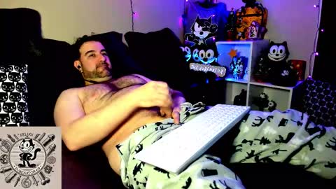 Snapshot of rubenator69 chatting on 11.23.25 Ruben online show from 11.23.25