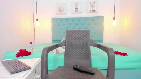 Snapshot of rubiroose chatting on 12.06.24 Rubii online show from 12.06.24