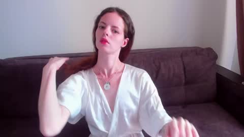 Snapshot of rubyattwood chatting on 05.17.26 rubyattwood online show from 05.17.26