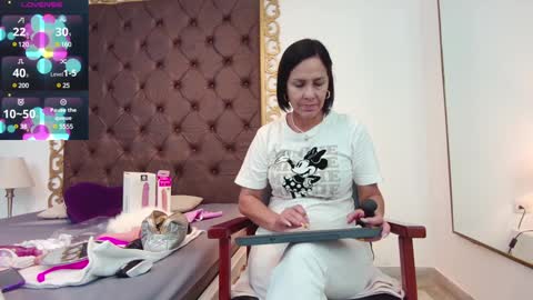 Snapshot of rubybonnet_ chatting on 01.08.25 Ruby bonnet online show from 01.08.25