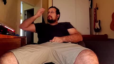 Snapshot of ruck_31 chatting on 03.12.25 Ruck online show from 03.12.25