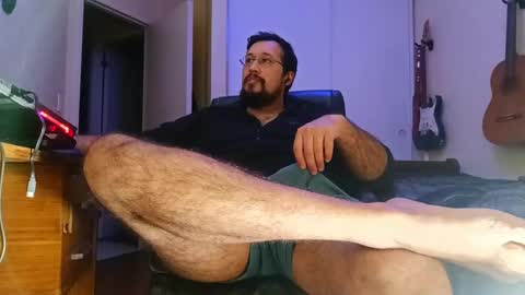 Snapshot of ruck_31 chatting on 10.13.25 Ruck online show from 10.13.25