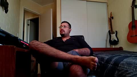 Snapshot of ruck_31 chatting on 10.24.25 Ruck online show from 10.24.25