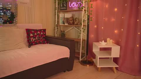 Snapshot of ruminelle chatting on 01.17.26 Lilith online show from 01.17.26