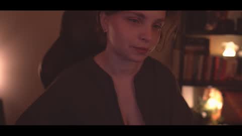 Elena online show from 12.16.25