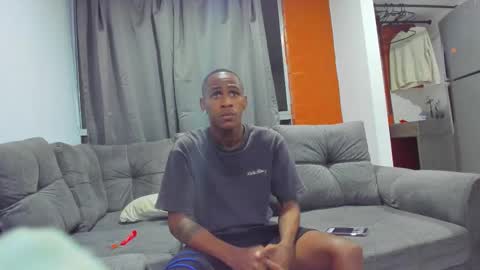 Runnix  online show from 10.25.25