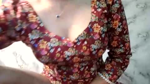 Snapshot of rupali01 chatting on 06.17.26 Rupali online show from 06.17.26