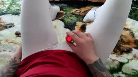 Ruskinni online show from 04.19.26