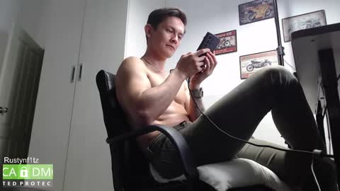 Snapshot of rustynf1tz chatting on 02.17.25 MillionDollarGuy online show from 02.17.25