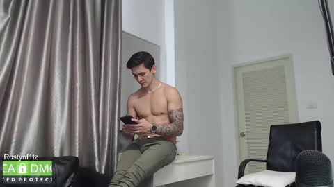 Snapshot of rustynf1tz chatting on 02.21.25 MillionDollarGuy online show from 02.21.25