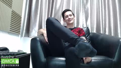 Snapshot of rustynf1tz chatting on 02.27.25 MillionDollarGuy online show from 02.27.25