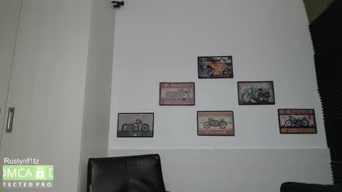 Snapshot of rustynf1tz chatting on 02.28.25 MillionDollarGuy online show from 02.28.25