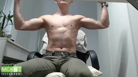 Snapshot of rustynf1tz chatting on 02.28.25 MillionDollarGuy online show from 02.28.25