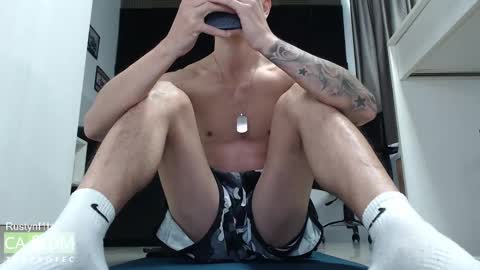 Snapshot of rustynf1tz chatting on 03.09.25 MillionDollarGuy online show from 03.09.25