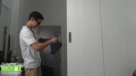 Snapshot of rustynf1tz chatting on 09.10.25 MillionDollarGuy online show from 09.10.25