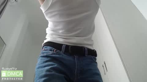 Snapshot of rustynf1tz chatting on 09.17.25 MillionDollarGuy online show from 09.17.25