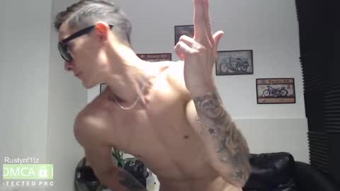 Snapshot of rustynf1tz chatting on 10.28.25 MillionDollarGuy online show from 10.28.25