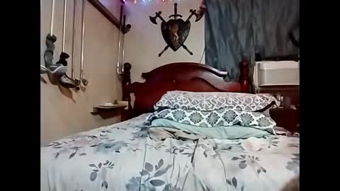 Snapshot of rustyshackelford1902 chatting on 10.12.25 Rusty online show from 10.12.25