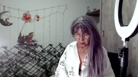 Snapshot of ruth_blue21 chatting on 02.27.25 ruth_blue21 online show from 02.27.25