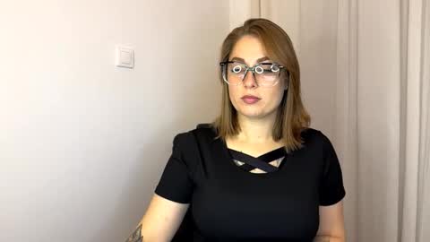 Nika online show from 09.13.25