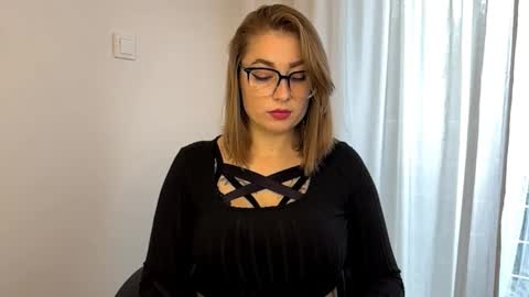 Nika online show from 10.07.25