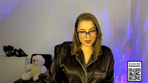 Nika online show from 12.13.25