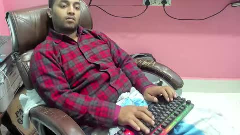 Snapshot of rwb17 chatting on 11.16.25 rwb17 online show from 11.16.25