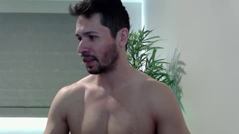 Snapshot of ryan_chatter chatting on 11.12.25 Ryan online show from 11.12.25