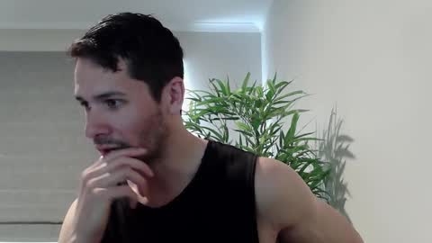 Snapshot of ryan_chatter chatting on 11.20.25 Ryan online show from 11.20.25