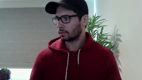 Snapshot of ryan_chatter chatting on 12.02.25 Ryan online show from 12.02.25