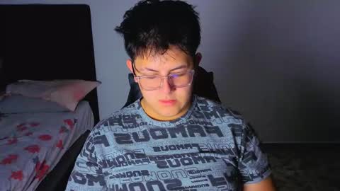 Snapshot of ryan_doretti chatting on 10.19.25 Ryan online show from 10.19.25