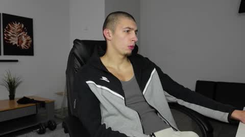 RYAN DOZER online show from 10.26.25