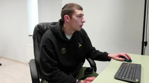 RYAN DOZER online show from 04.17.26