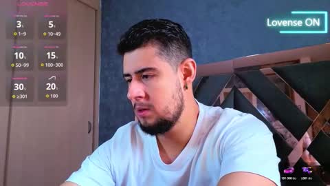 Snapshot of ryan_evanns chatting on 11.02.25 R Y A N online show from 11.02.25