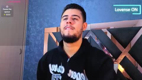 Snapshot of ryan_evanns chatting on 11.05.25 R Y A N online show from 11.05.25