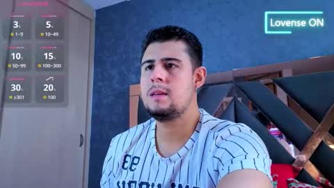 Snapshot of ryan_evanns chatting on 11.23.25 R Y A N online show from 11.23.25