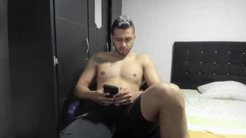 Snapshot of ryan_xc1 chatting on 09.10.25 ryan_xc1 online show from 09.10.25