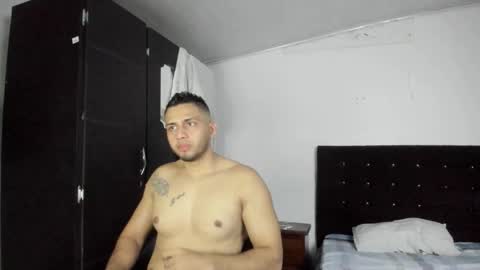 Snapshot of ryan_xc1 chatting on 09.17.25 ryan_xc1 online show from 09.17.25