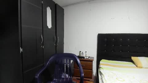 Snapshot of ryan_xc1 chatting on 10.12.25 ryan_xc1 online show from 10.12.25