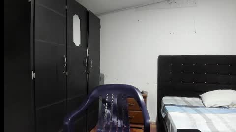 Snapshot of ryan_xc1 chatting on 10.29.25 ryan_xc1 online show from 10.29.25